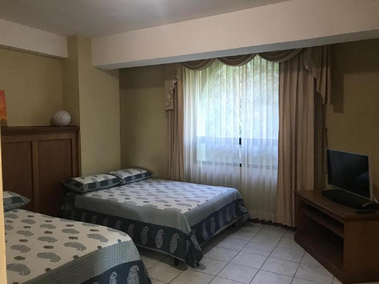 Apartamento Torres de Atitlan Panajachel Kültér fotó
